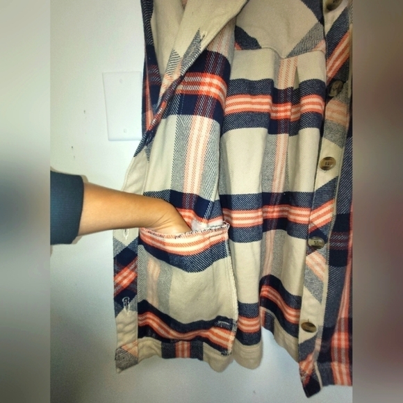 AERIE OFFLINE Flannel Button Down Jacket Shacket In Soft Oat Navy Orange Size XS - Picture 9 of 16